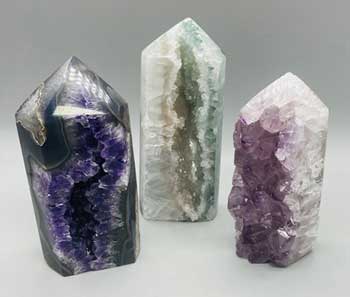 1.0-1.2# Amethyst obelisk W Druse on front Image