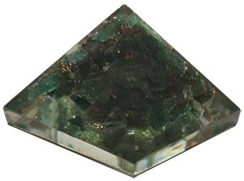 25-30mm Orgone Green Aventurine pyramid Image
