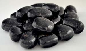 1 lb Nuummite Coppernite) tumbled stones Image